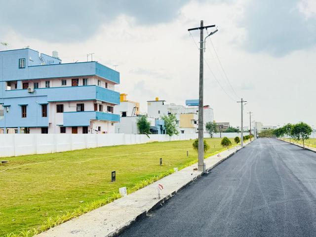 Residential Plot in West Tambaram for resale Chennai. The reference number is 20991328