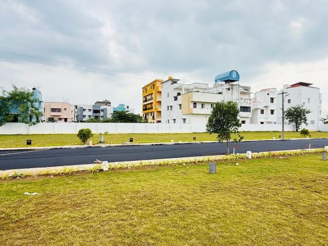Residential Plot in West Tambaram for resale Chennai. The reference number is 21033270