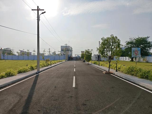 Residential Plot in West Tambaram for resale Chennai. The reference number is 21074652