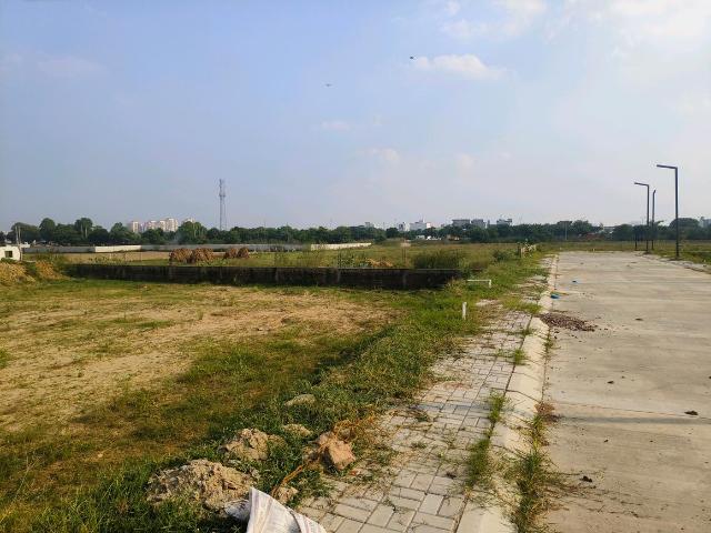 Residential Plot in Yakubpur for resale Jhajjar. The reference number is 21177711