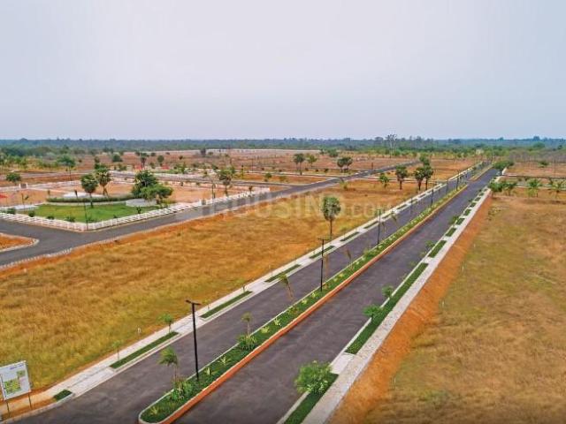Residential Plot in Yeida for resale Greater Noida. The reference number is 9595054