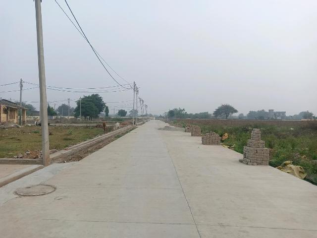 Residential Plot in Yeida for resale Greater Noida. The reference number is 13094047