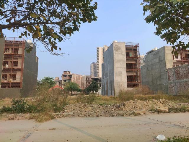 Residential Plot in Yeida for resale Greater Noida. The reference number is 15493110