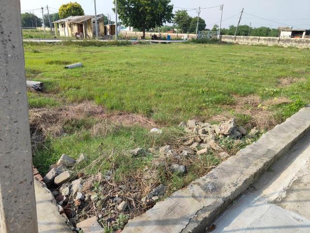 Residential Plot in Yeida for resale Greater Noida. The reference number is 15507193