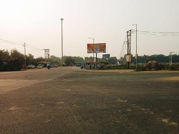 Residential Plot in Yeida for resale Greater Noida. The reference number is 20016077