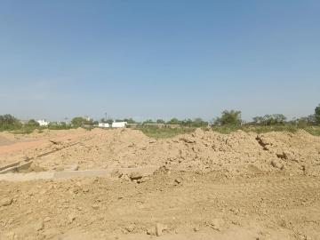 Residential Plot in Yeida for resale Greater Noida. The reference number is 20448065