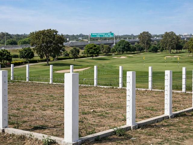 Residential Plot in Yeida for resale Greater Noida. The reference number is 21340765