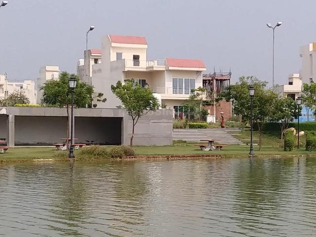 Residential Plot in Yeida for resale Greater Noida. The reference number is 21317334