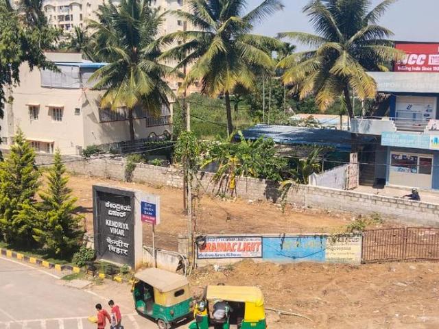 Residential Plot in Yelahanka for resale Bengaluru. The reference number is 21319012
