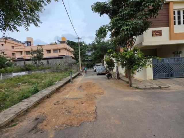 Residential Plot in Yelahanka Satellite Town for resale Bengaluru. The reference number is 20822407