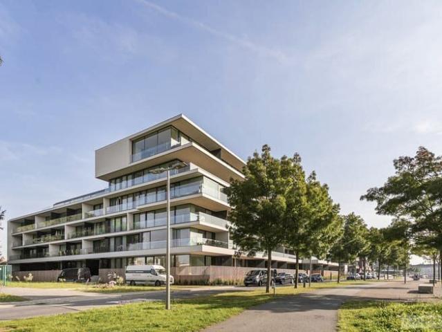 Residentie Senzafine: luxueus ingericht nieuwbouw pent.