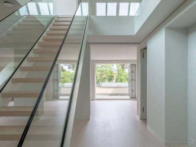 Residenz im Herrenhaus: Dachgeschoss Maisonette zwischen Wald und See