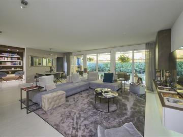 RESIDENZ NAUTILUS Prestigeträchtiges 5,5 Zimmer Haus mit Garten