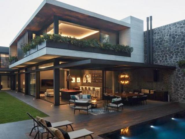 RESIDENCIA DE ENSUEÑO EN EL CORAZÓN DEL PEDREGAL
