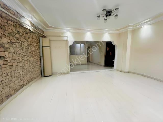 Resital Kent'ten Yıldırım Kurtuluş Cadde Üzeri 2+1 Daire