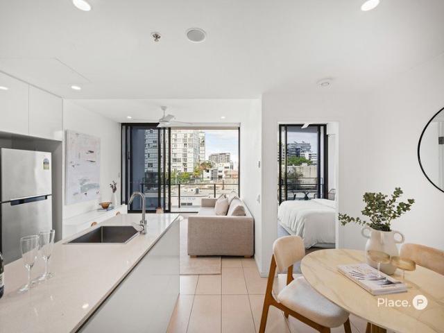 Resort Inspired Living in the Heart of Newstead