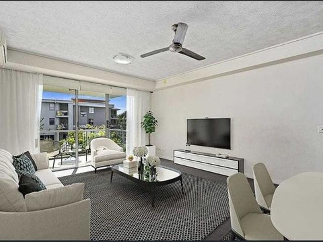 Resort Living on the broadwater