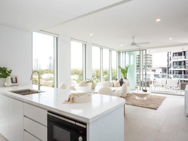 Resort Living 2 bedroom, 2 bathroom luxury apartment