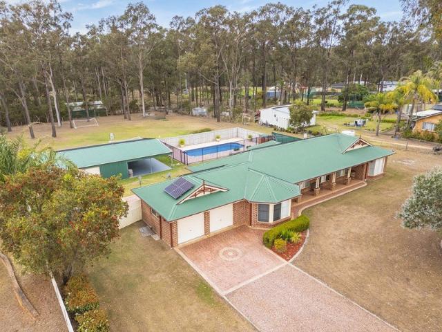 RESORT LIKE PRIVATE ACREAGE
