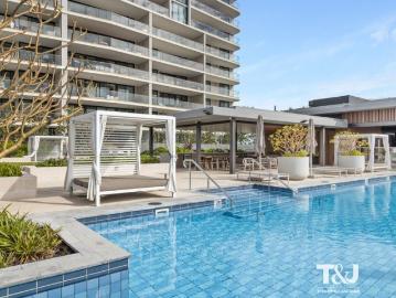 RESORT STYLE CITY LIVING