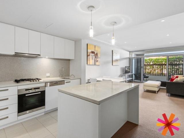 RESORT STYLE CITY LIVING IN WEST PERTH !