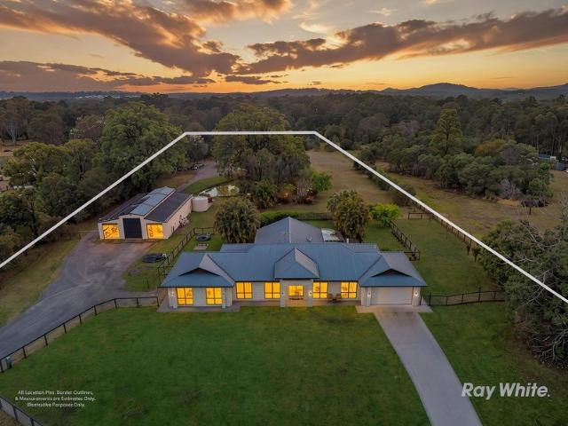 RESORT STYLE ACREAGE LIVING | 5 ACRES | EXCEPTIONAL LIFESTYLE & BUSINESS POTENTIAL