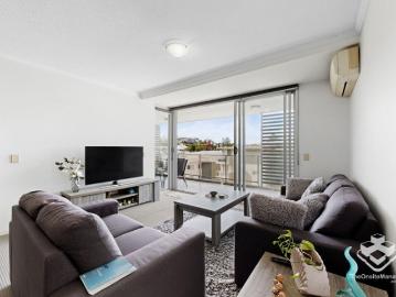 RESORT STYLE APARTMENT LIVING IN CENTRAL INDOOROOPILLY