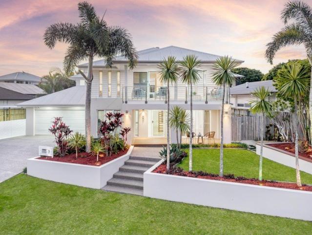 Resort Style Entertaining with Expansive Family Living