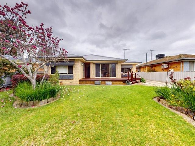 Resort Style Family Living with Space, Style & Superb Outdoor Entertaining