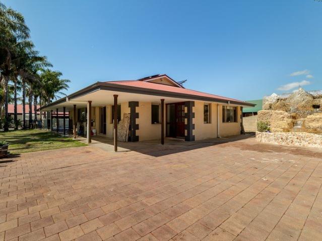 Resort style living on expansive parcel of Windlemere land