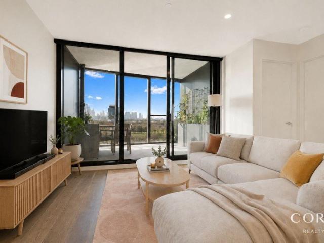 Resort Style Living on Prestigious St Kilda Road