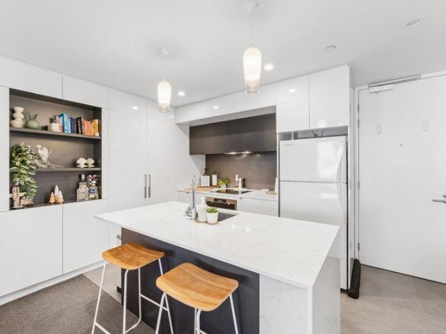 Resort Style Living on the Swan River