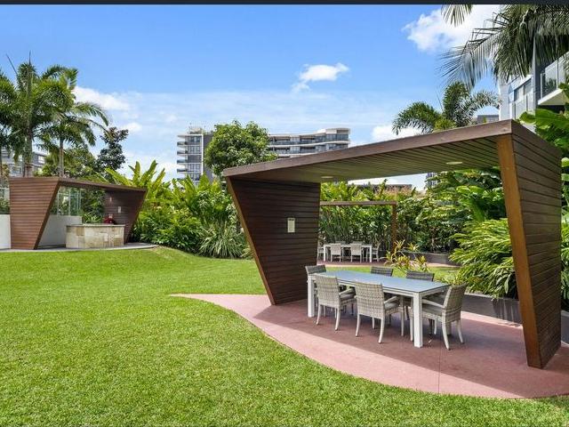 Resort Style Living at Gardens Riverside 1 bed 1 bath1 1 car $630p/w
