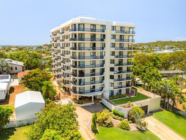 Resort style living at its very best in the heart of the CBD