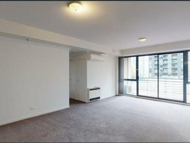 Resort Style Living at Royal Flagstaff – Spacious 3 Bedroom Apartment with Premium Facilities