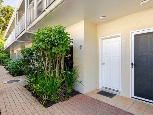 RESORT STYLE LIVING FULLY FURNISHED
