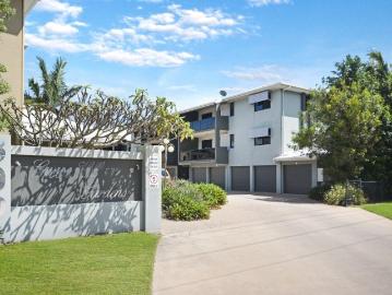 Resort Style Living in Douglas!