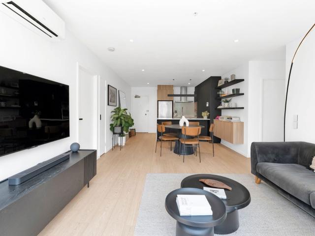 Resort Style Living in Prestigious Pocket FULLY FURNISHED