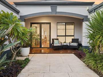RESORT STYLE LIVING IN REGENT WATERS