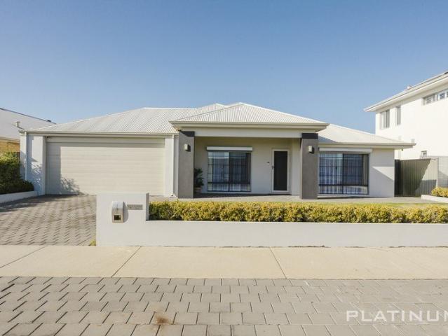 Resort Style Living in the Heart of Alkimos