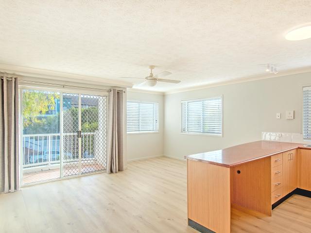Resort Style Living in the Heart of Chevron Island!