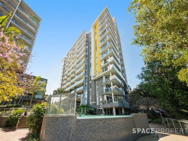 Resort Style Living in the Heart of Kelvin Grove