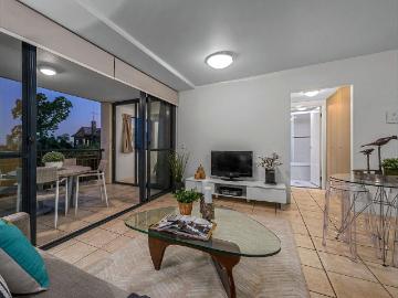 Resort Style Living | Prime Howard Smith Wharves Location