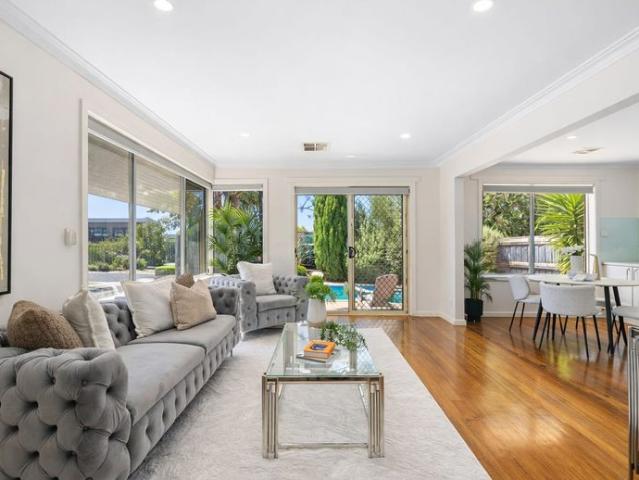 Resort Style Living with Primary School at walking distance!