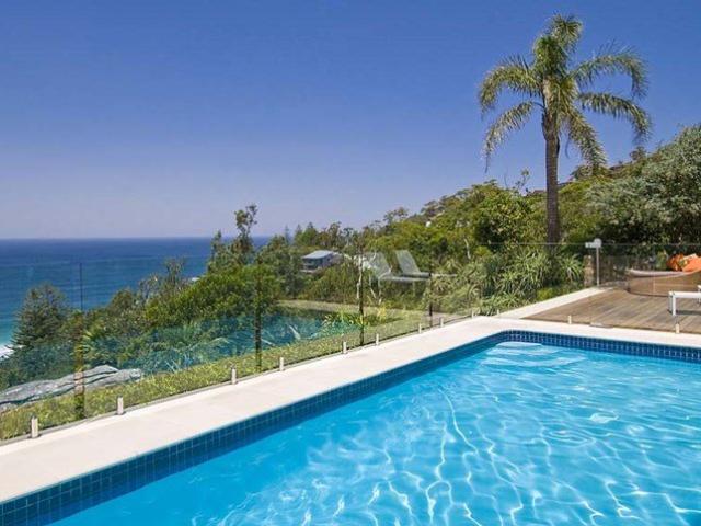RESORT STYLE LIVING WITH SPECTACULAR VIEWS