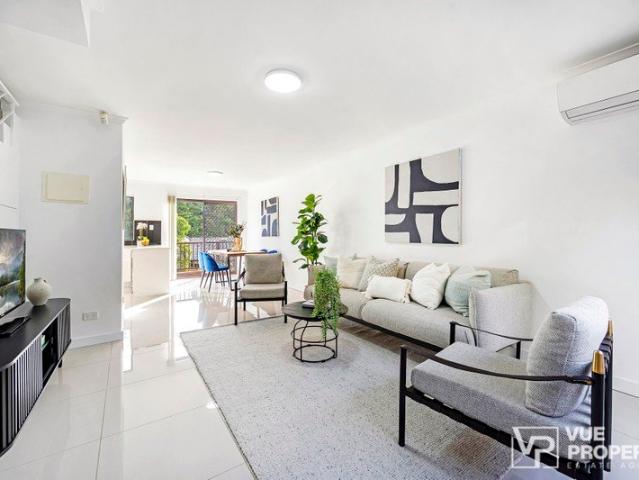 Resort style living with stylish interiors and leafy outlooks in peaceful Marsfield setting