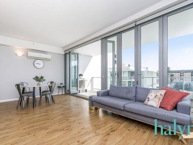 Resort Style Living! 3 Bedroom Apartment in Saffron Apartments