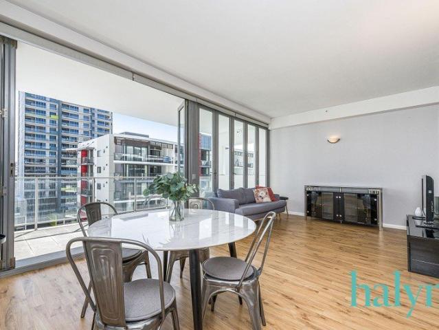 Resort Style Living! 3 Bedroom Apartment in Saffron Apartments