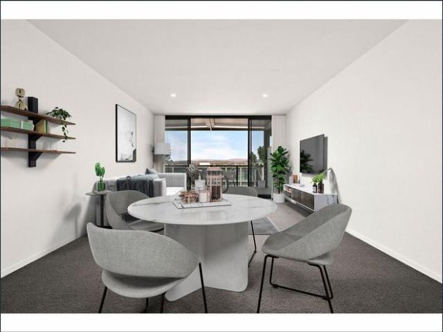 RESORT STYLE LUXURY IN THE HEART OF WARNERS BAY