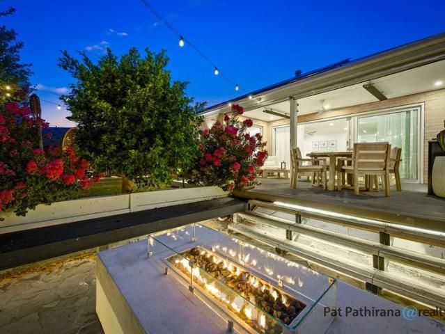 Modern Family Haven in Thriving Wyndham Vale